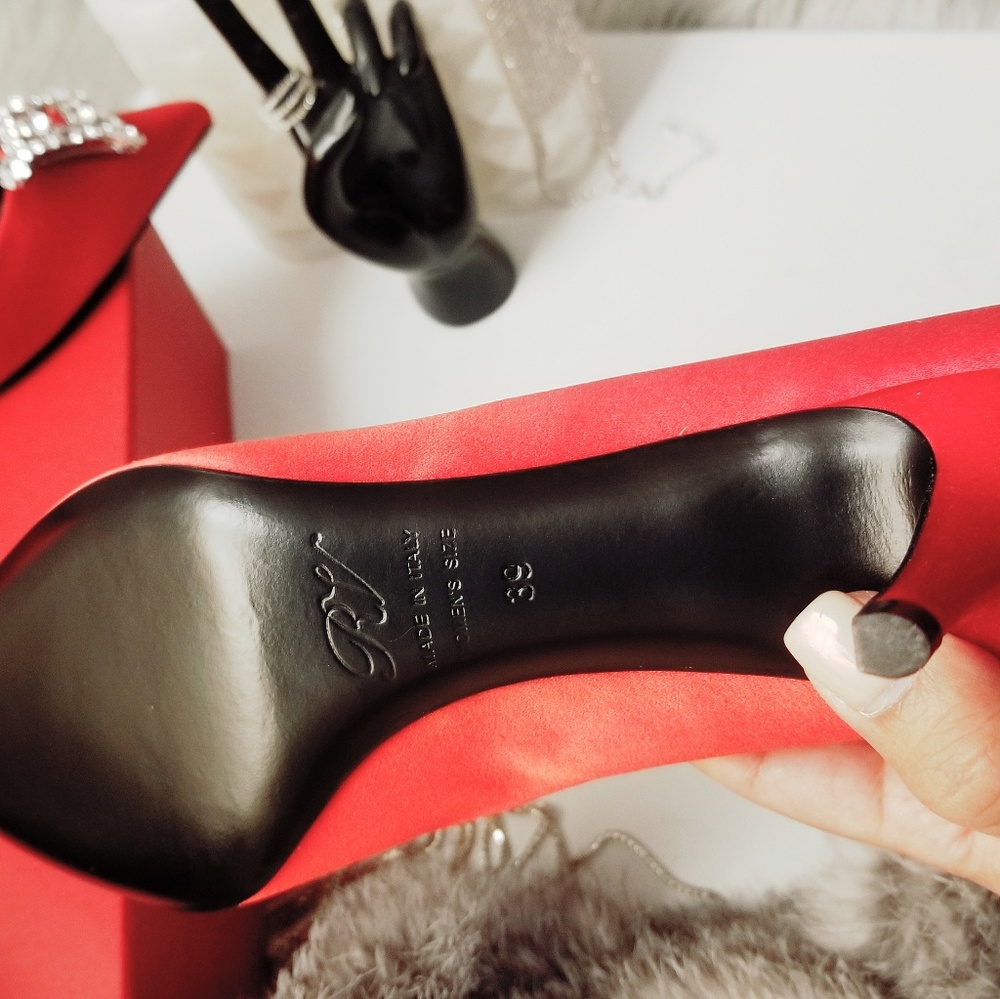 🔥Roger Viver Satin Pumps - Picture 3 of 8